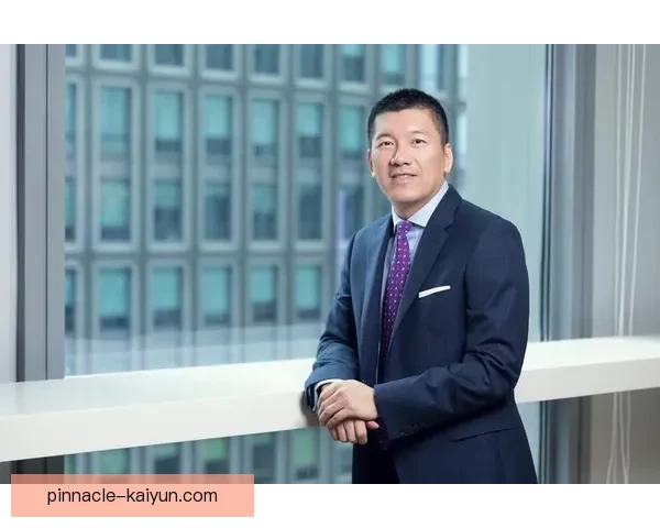 伊萨克森职业轨迹回顾：多个俱乐部经历打造稳健表现