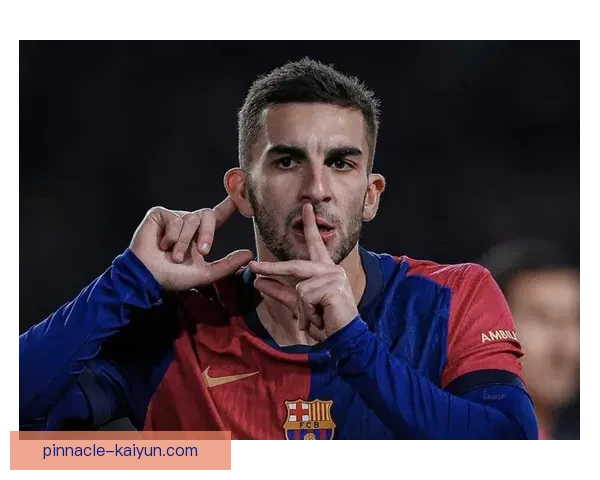 莱万多夫斯基重返首发位置，表现稳健助力球队攻势增强